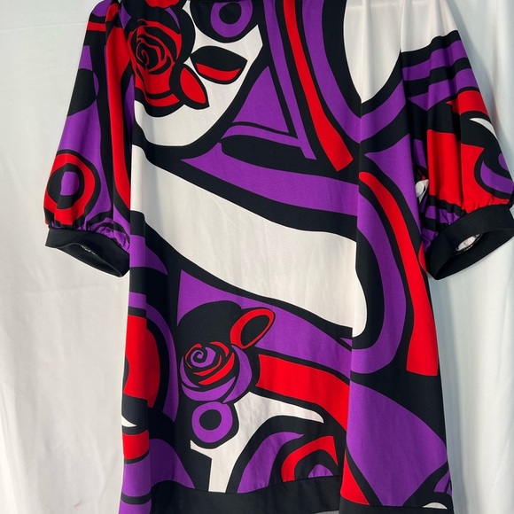 Nygard Collection XL (18-20) Abstract Print Blouse with Beaded Neckline - Picture 6 of 11